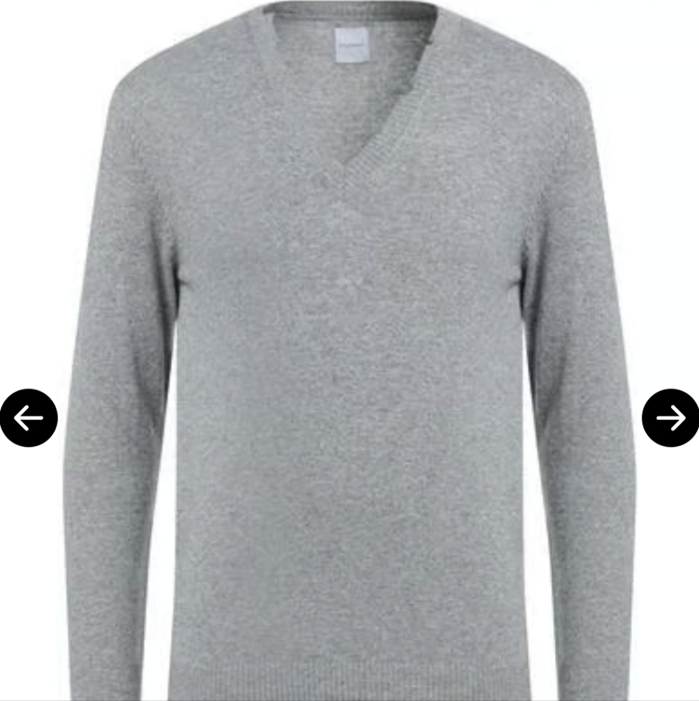 NEW Designer Men's V-Neck Sweater in Light Gray